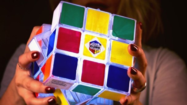 rubiks-cube-light-2